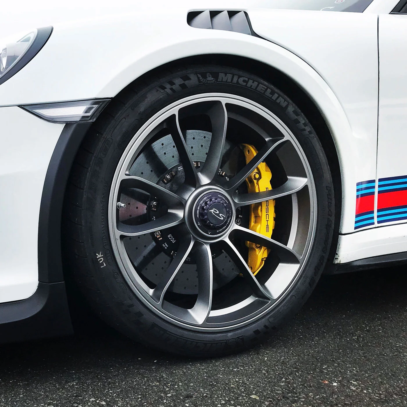 OE Michelin Pilot Sport Cup 2 on a 991.2 GT3 RS.