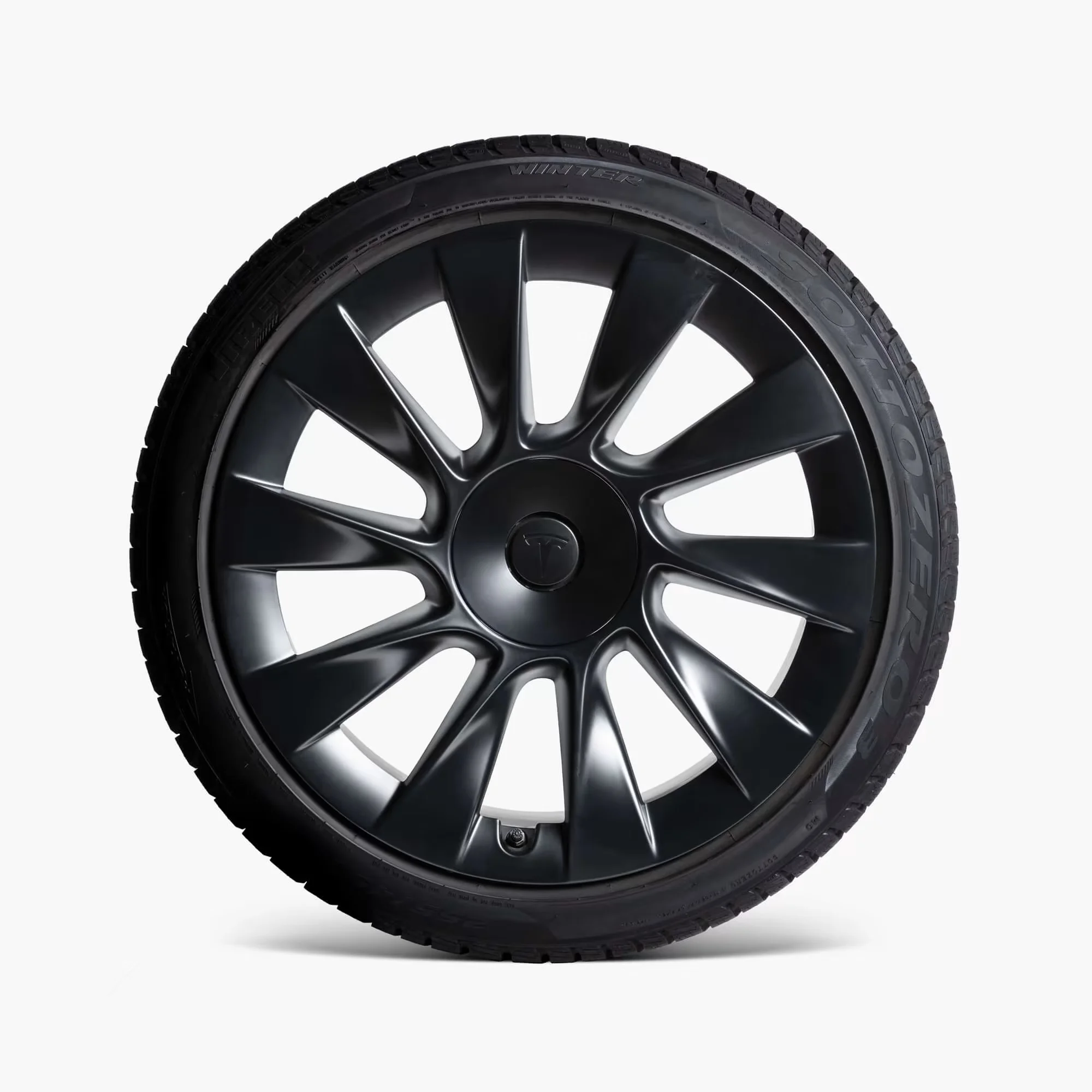Tesla Model Y 20" Induction wheels with Pirelli Winter Sottozero 3 tires